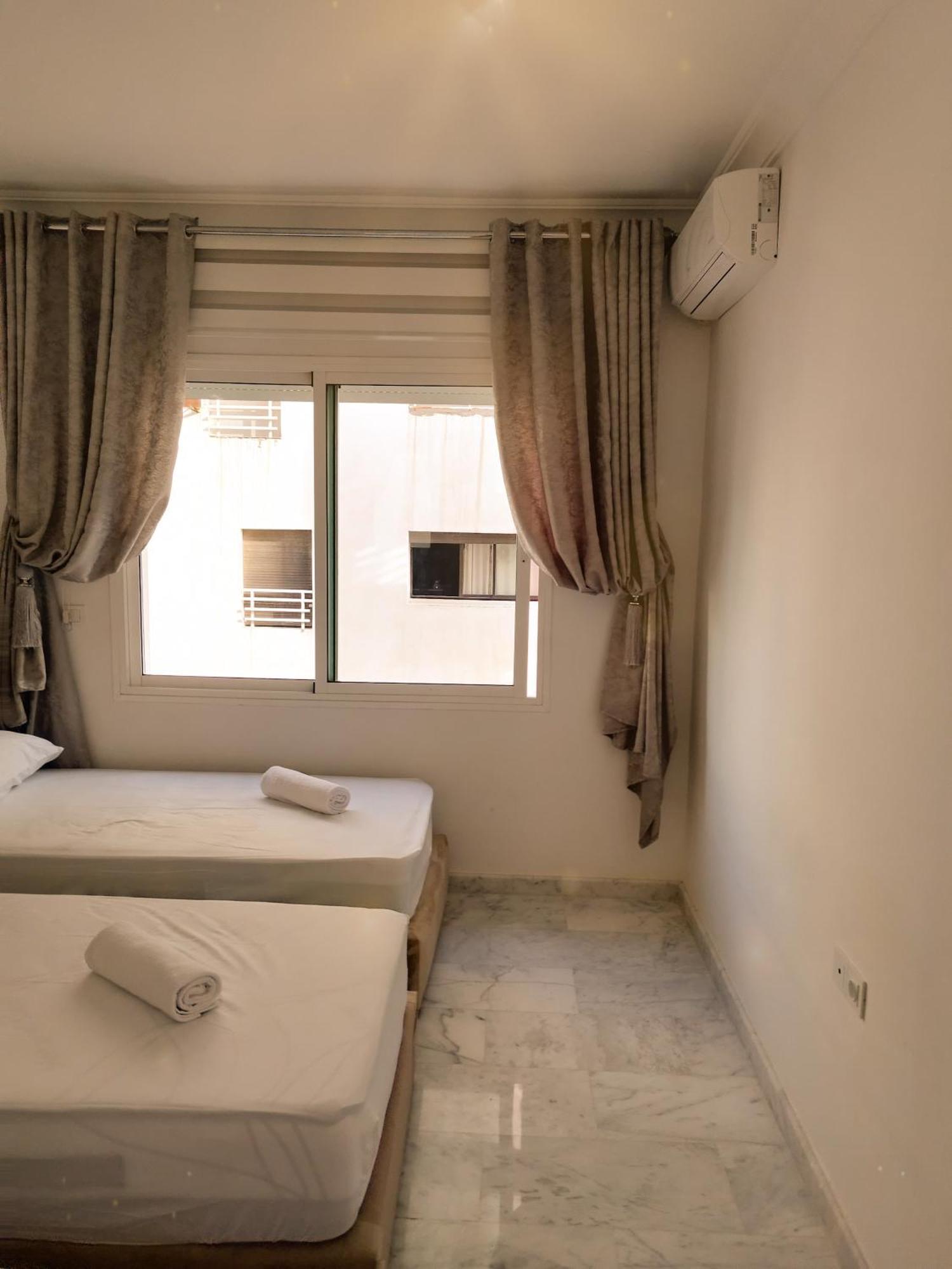 Incroyable Appartement A Playa Enface Cafe Sky 17 طنجة المظهر الخارجي الصورة